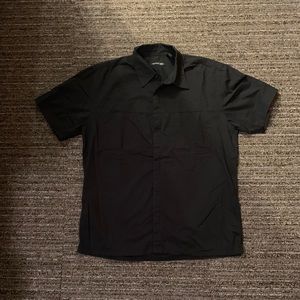 Kenneth Cole mens bottom down